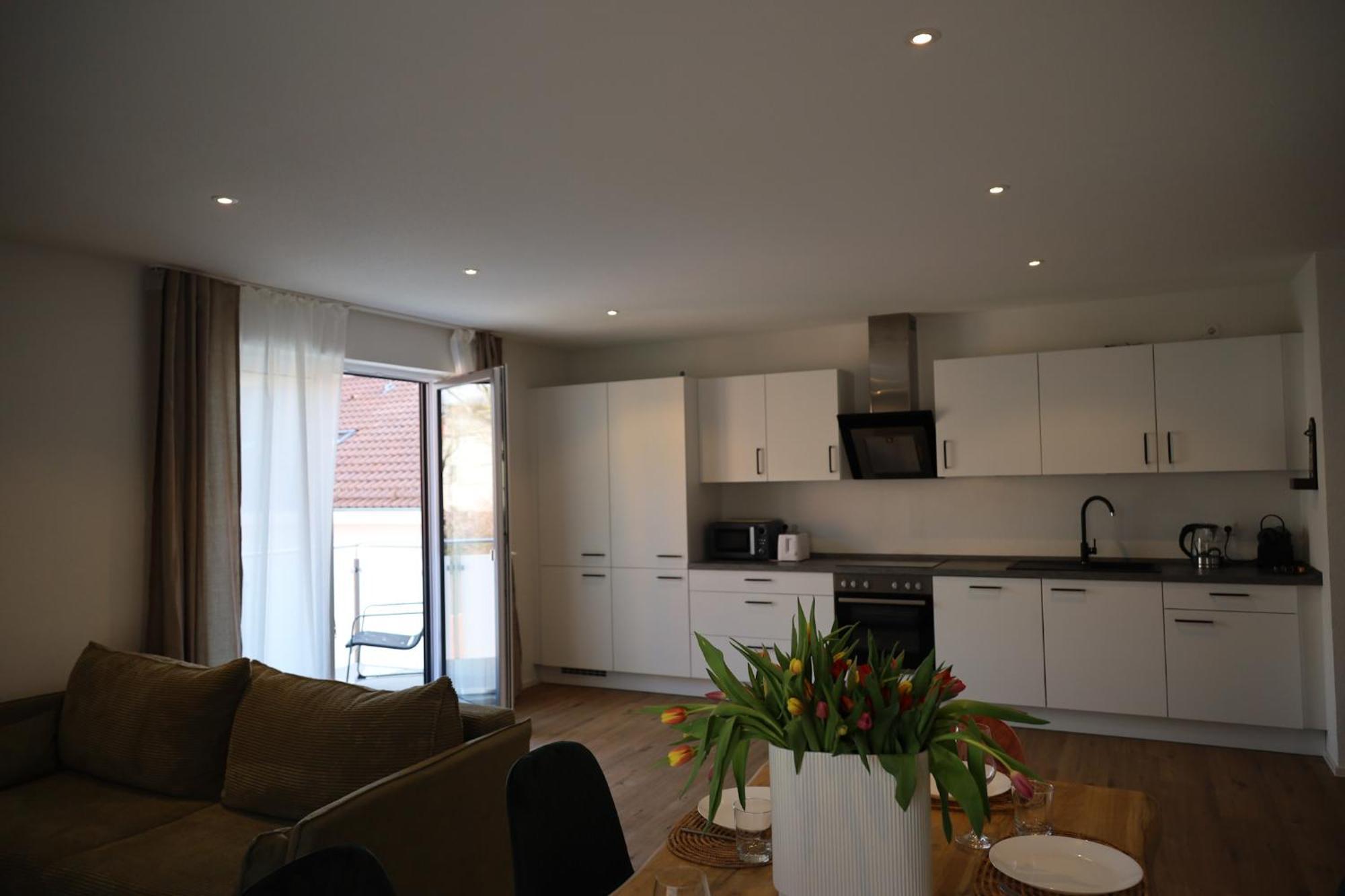 Schluessel Apartments Лар Екстериор снимка