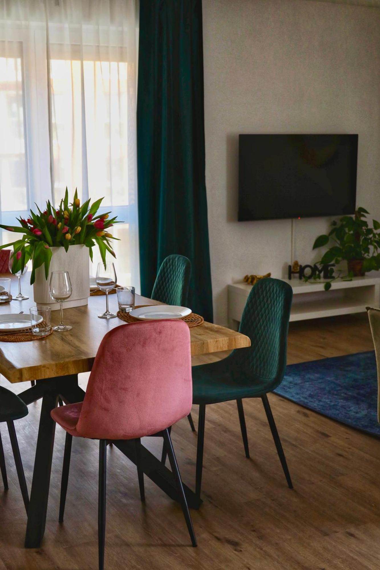 Schluessel Apartments Лар Екстериор снимка